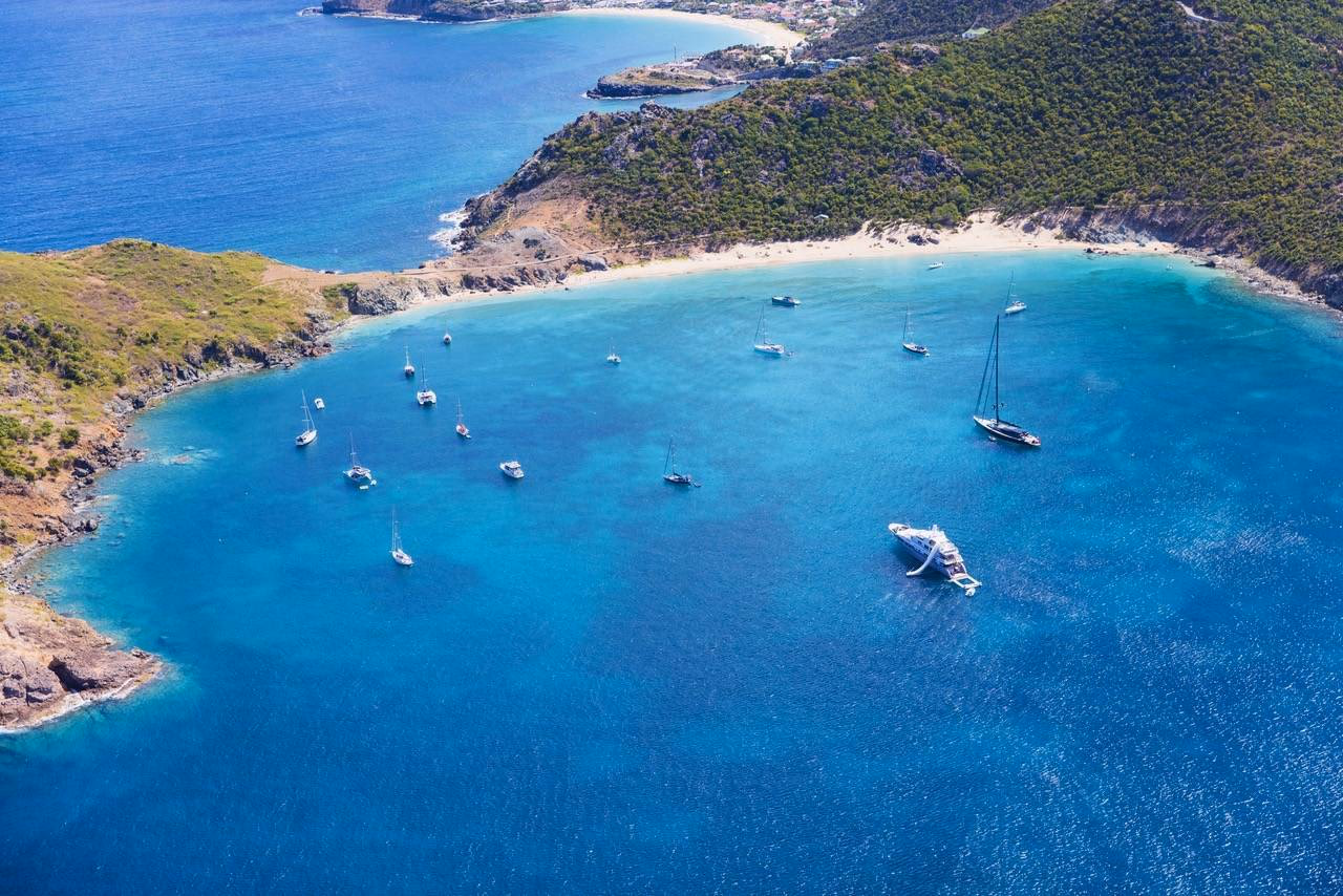 The Best Beaches in St. Barth : A Guide to Every Cove